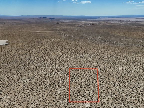 3rd image of 736 Fossil Bed Rd