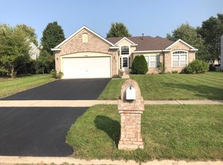 406 Terrace Ln, Oswego, IL 60543