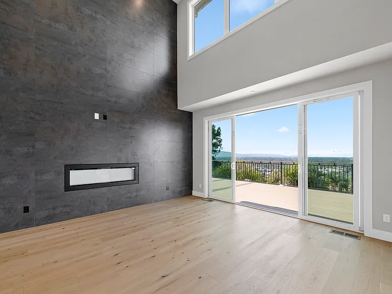2661 Carol Dr — Photo 20