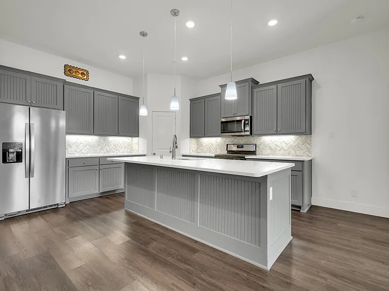 2717 Garden Gate Ln — Photo 12