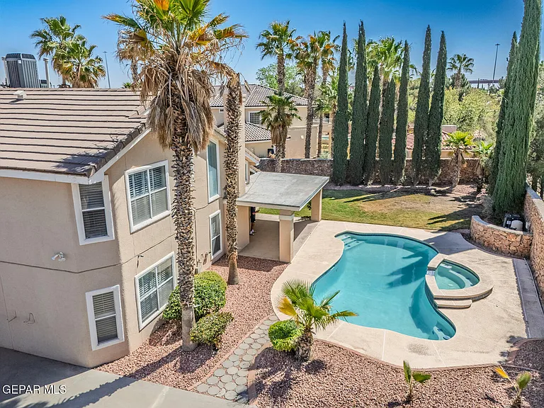 2066 Paseo Del Prado Dr — Photo 54