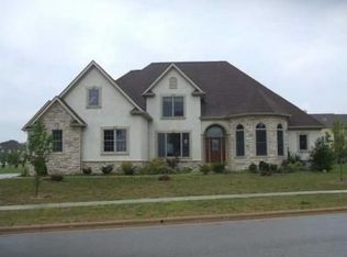 7128 Optimara Dr NW, Pickerington, OH 43147