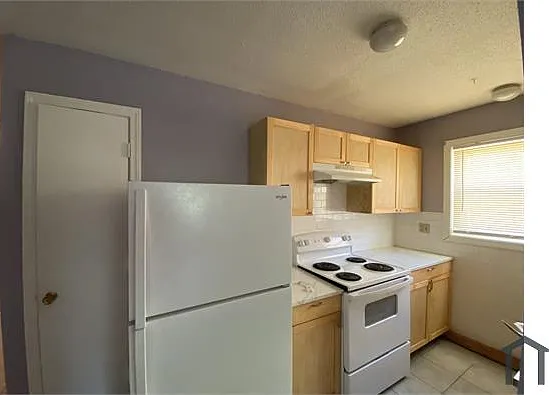 287 Westland St #2W — Photo 2