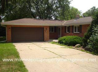 948 Bartelmy Ln N, Maplewood, MN 55119