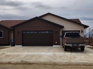 901 Surrey Ave, Surrey, ND 58785