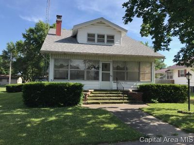 127 W Briggs Ave, Roodhouse, IL, 62082