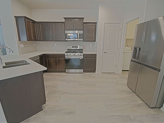 2nd image of 2590 Camino Plata Loop NE