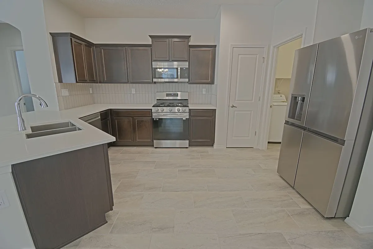 Building Photo - 2590 Camino Plata Loop NE