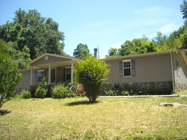 1103 Riddle Rd, Erwin, TN 37650