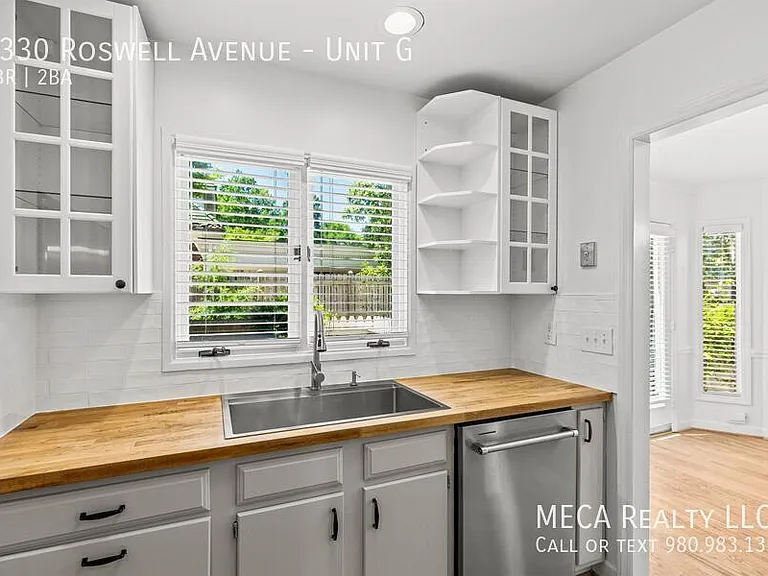 2330 Roswell Ave #G — Photo 16