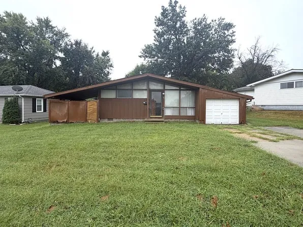 86 11th St, Chillicothe, MO 64601