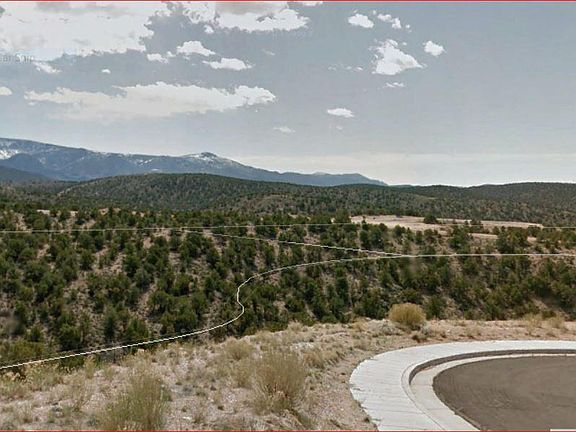 3rd image of 411 S Carmel Ridge Circle