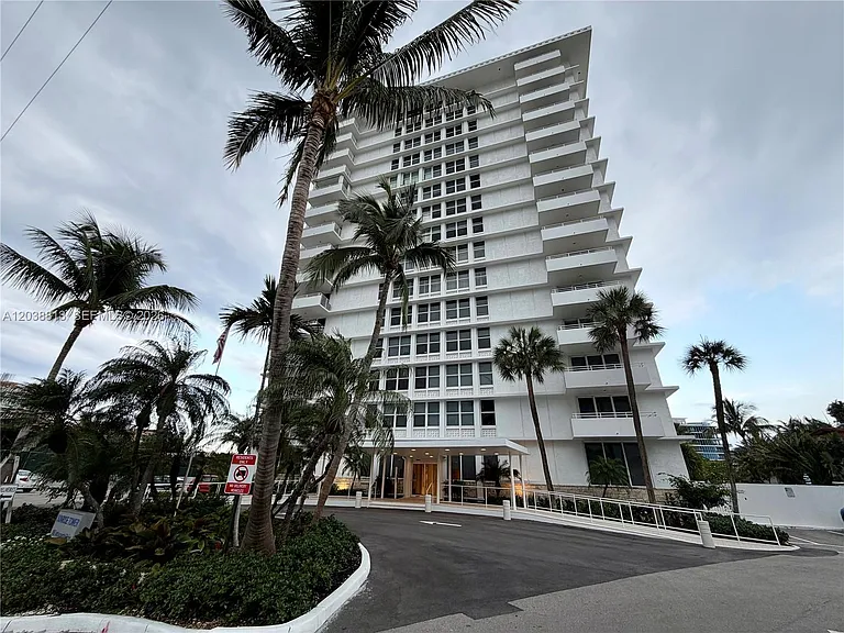 888 Intracoastal Dr #15E — Photo 19