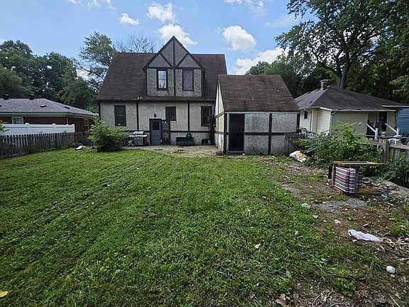 2nd image of 107 S 30th St