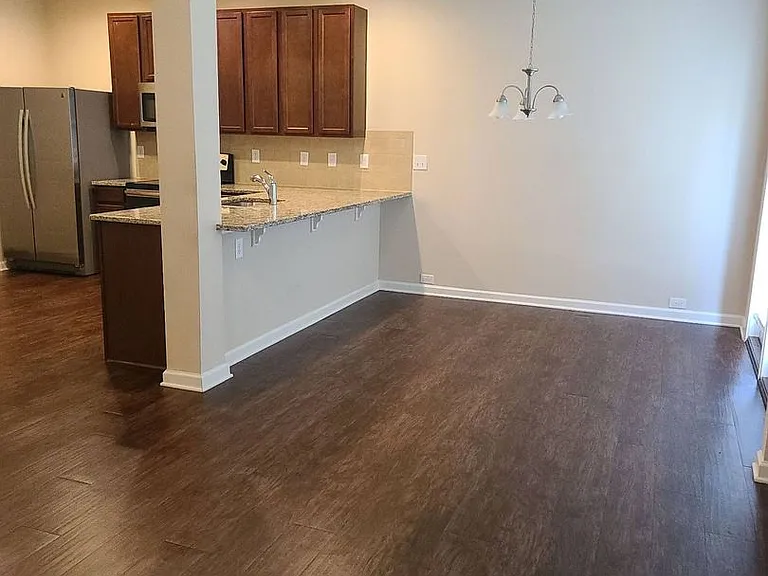 196 Highland Pointe Cir E — Photo 4