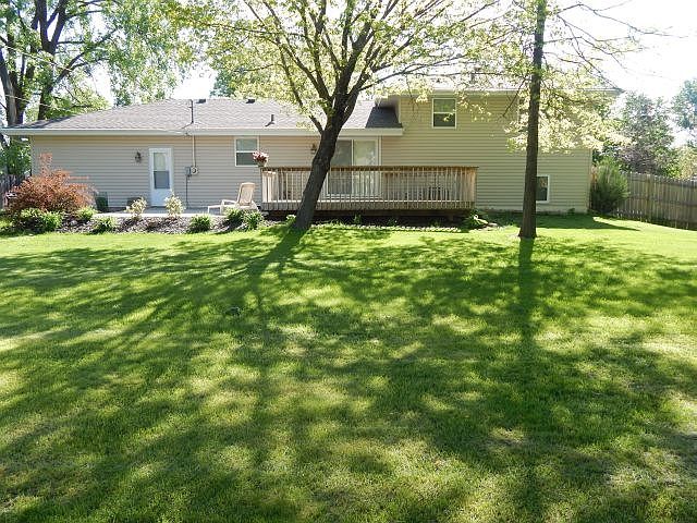 2nd image of 8109 Lad Pkwy