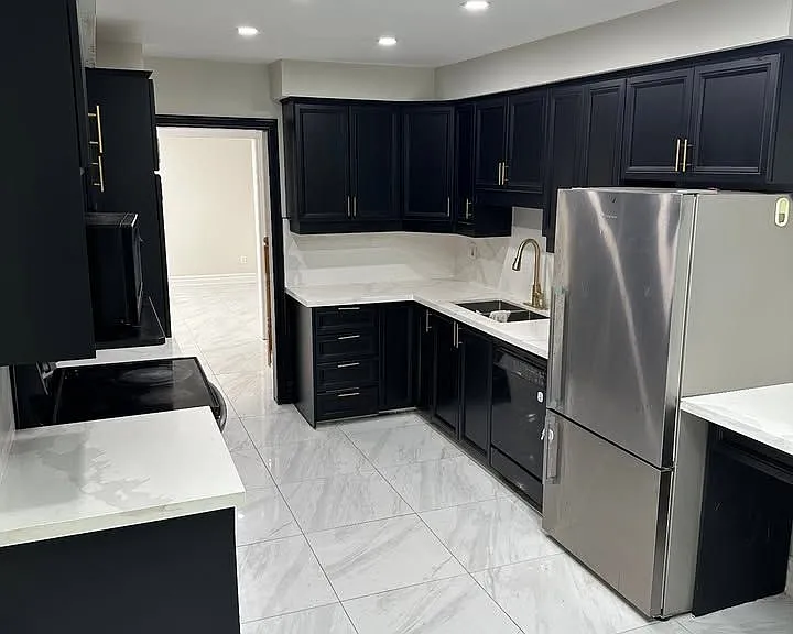 30 Clements Rd E — Photo 3