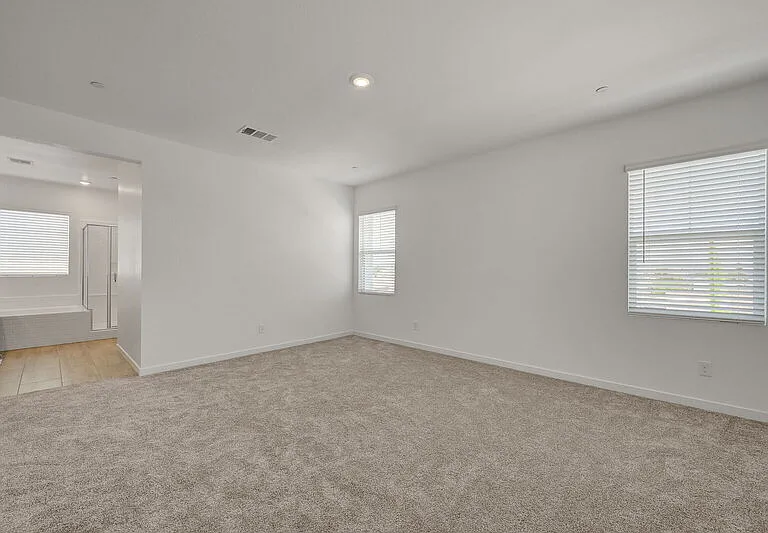 561 Preston Crest St — Photo 40