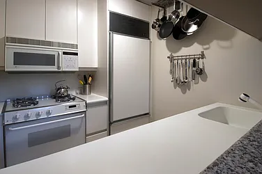 Sold by Shannon Bailey Real Estate