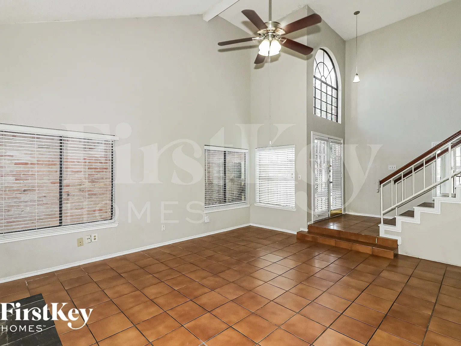 4 bed, 2.5 bath, 1737 sqft, $1,890 — Photo 3