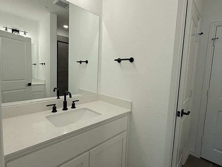 4416 Henderson Ave — Photo 14