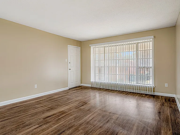 Sherwood Flats — Photo 19
