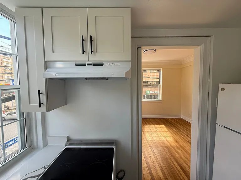 New King Edward Apartments — Photo 173