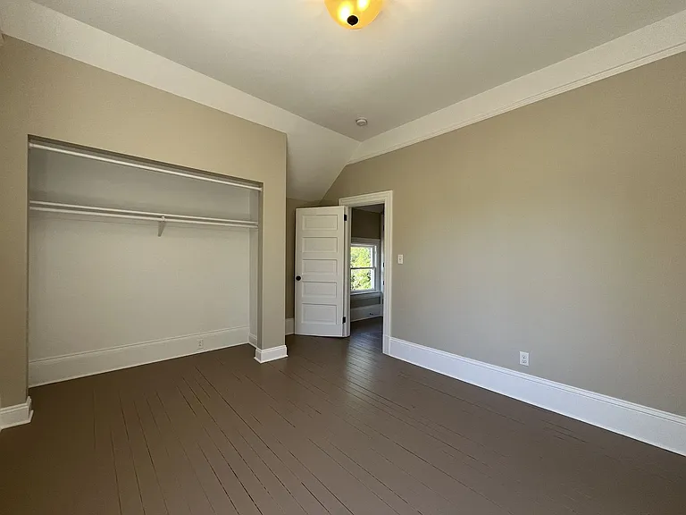 2850 NE Davis St — Photo 35
