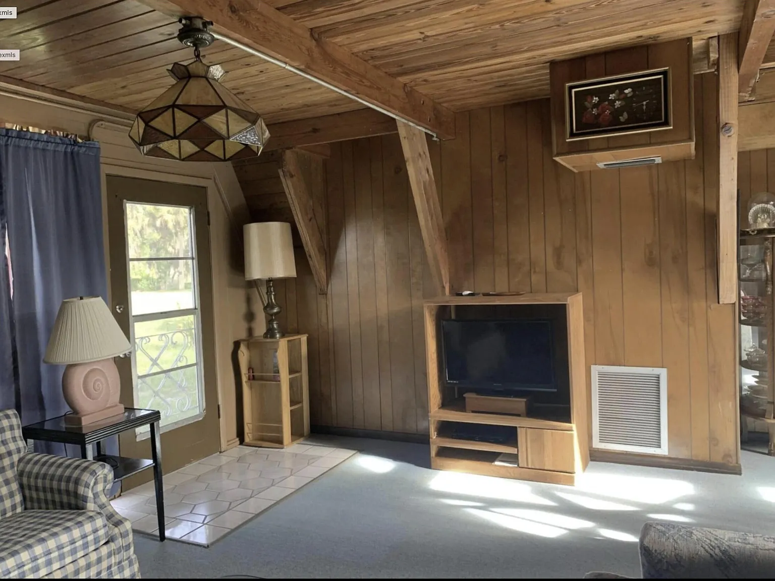 2 bed, 1.5 bath, 1800 sqft, $1,995 — Photo 3