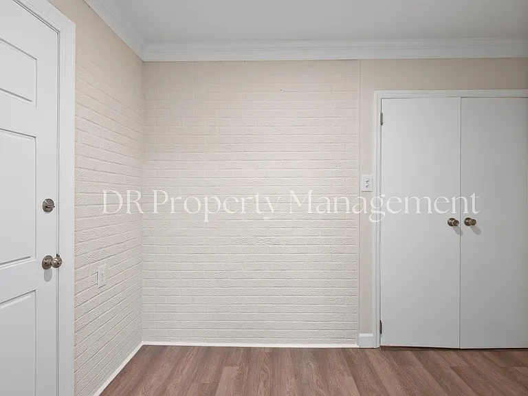 11335 Carolina Ave — Photo 14