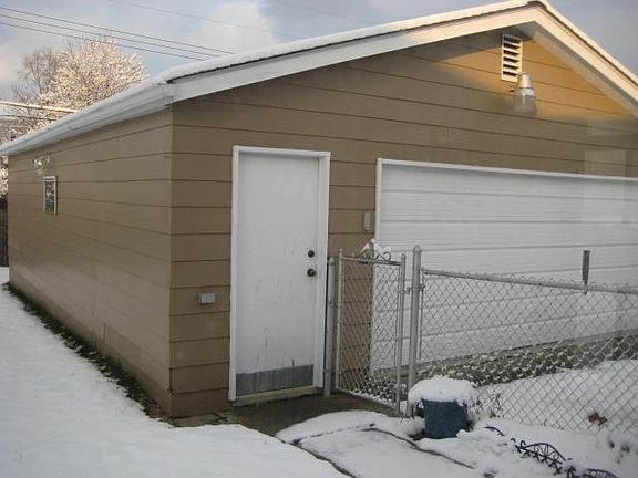 4th image of 4550 Reinbeau Dr