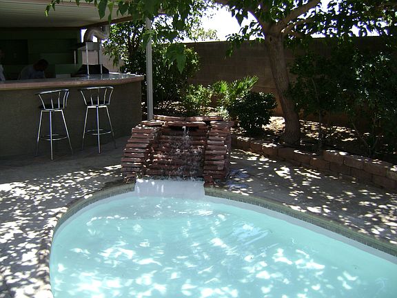 Inground Wading Pool w/Waterfall