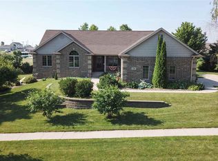 708 4th Ave, Parkersburg, IA 50665