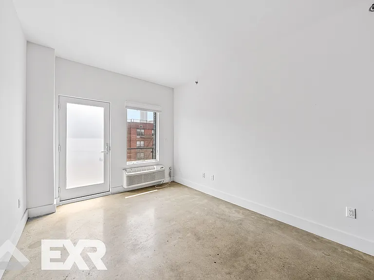 1915 Beverley Rd #601 — Photo 8