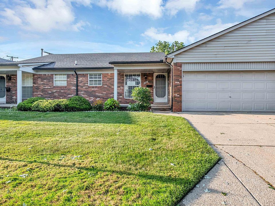 1st image of 24605 Park Terrace Dr #3