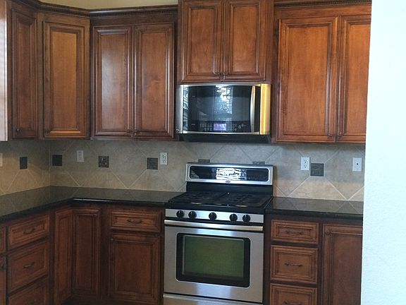 2nd image of 7377 Orchard Cir