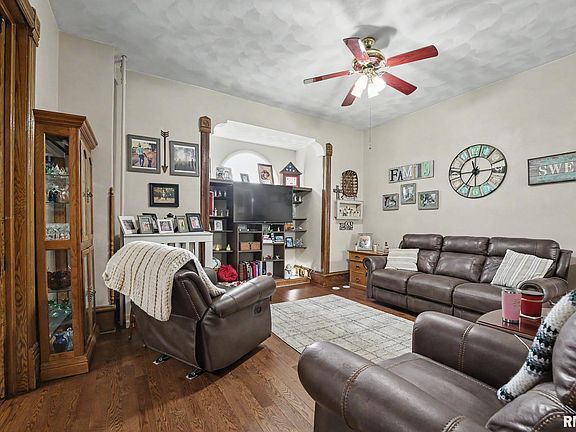 5th image of 503 E Pine St