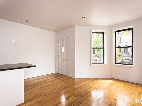 5th image of 309 Washington Ave #A18