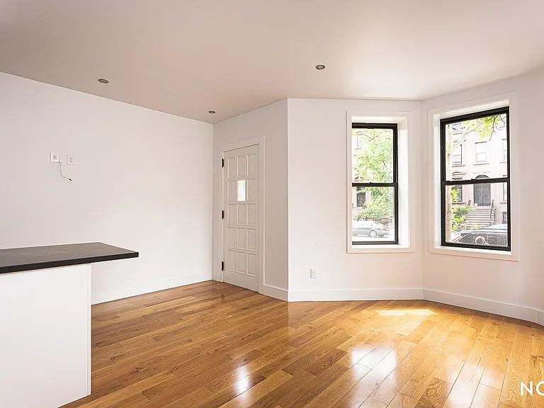 309 Washington Ave #A18 — Photo 5