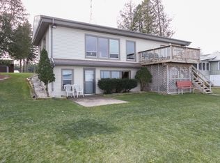 9682 Welsch Rd, Winneconne, WI 54986