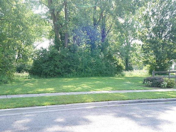 2nd image of 4693 Heatherton Dr