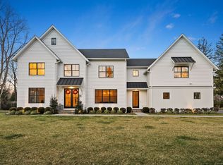 7 Warnock Dr, Westport, CT 06880