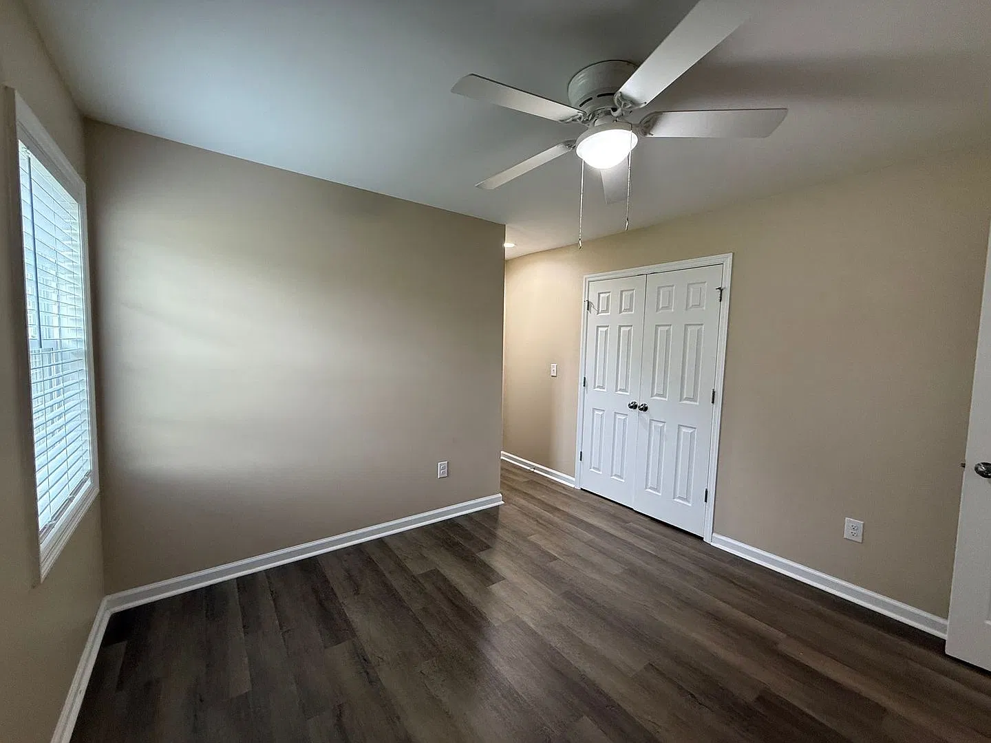 2 Bedroom, 2 bath duplex. — Photo 2