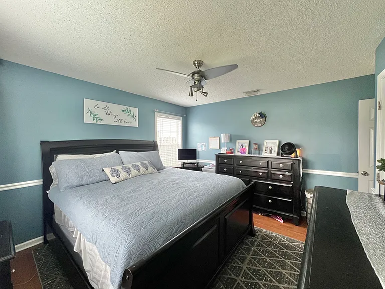 522 Foxfield Ct — Photo 5