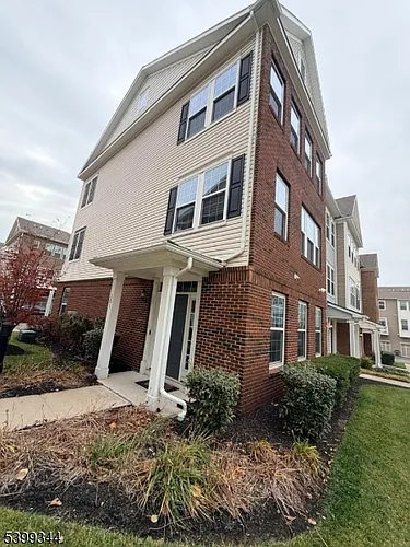 101 Truman Dr Photo 1