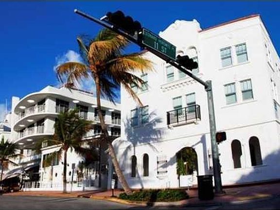 2nd image of 1036 Ocean Dr #B303