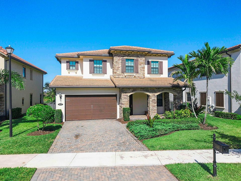 1st image of 11425 Watercrest Circle E