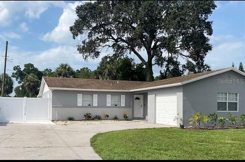 1st image of 7518 W Hanna Ave