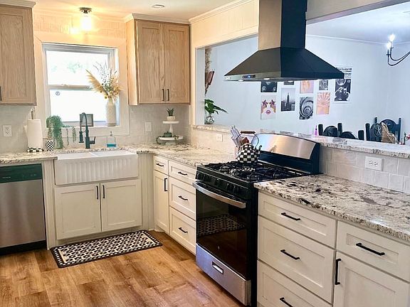 4th image of 2153 Highway 557