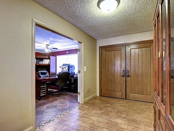 4th image of 5165 Harrison Dr